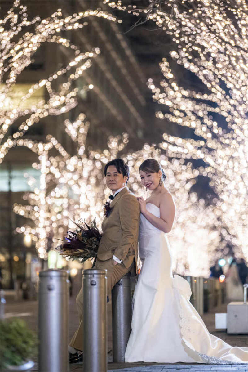 イルミネーションの中で