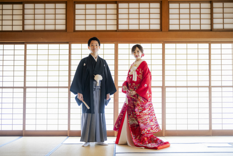和室で堂々とした組み写真