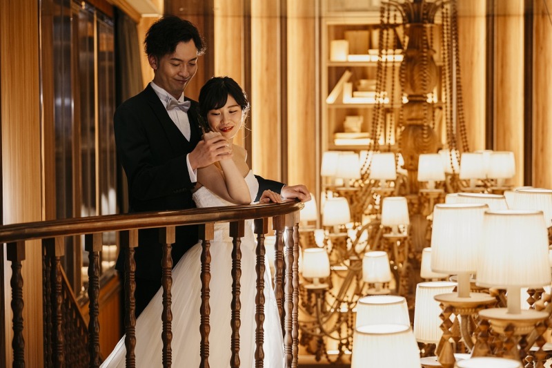 ラウンジでおしゃれに撮影