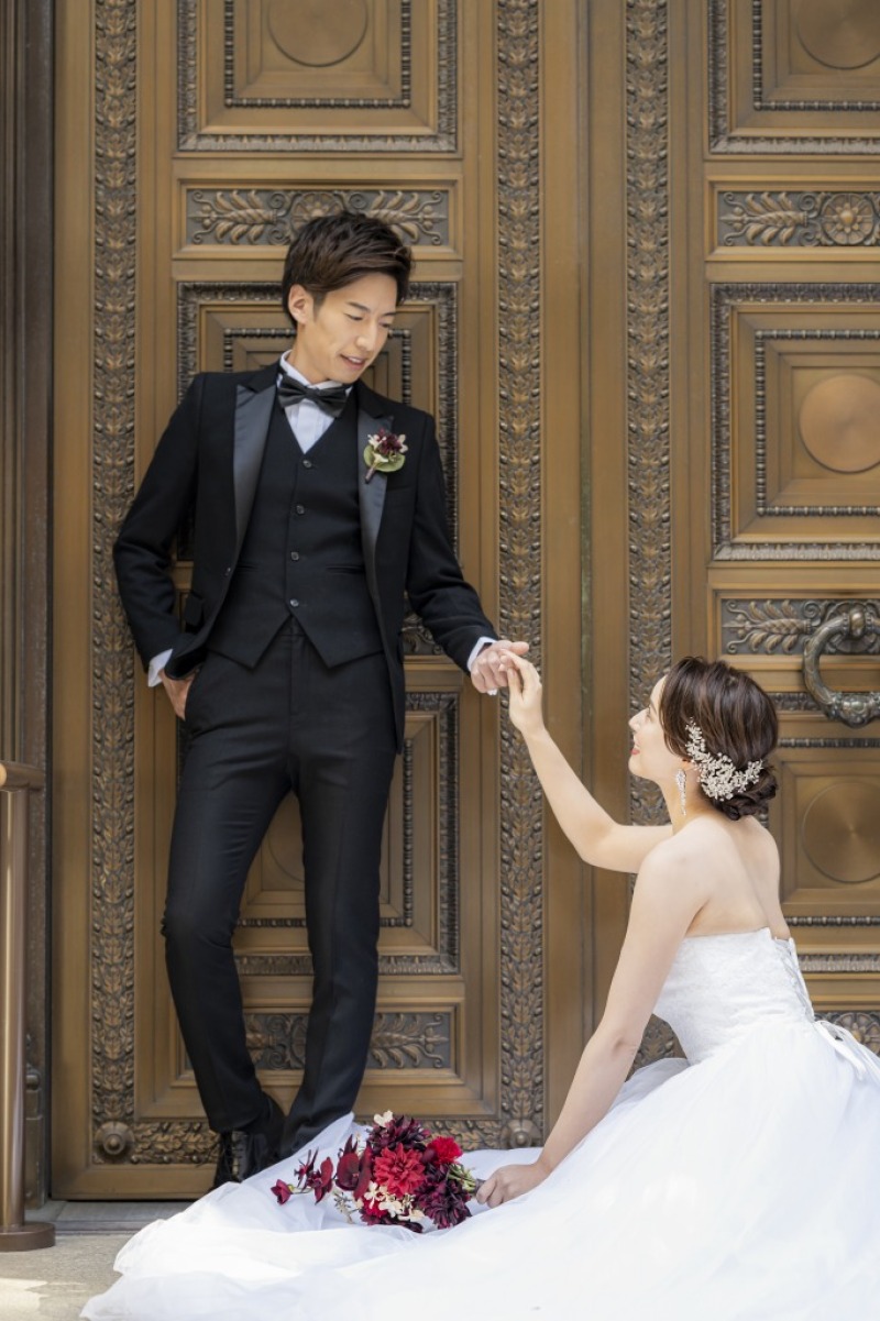 三井本館でエスコートショット