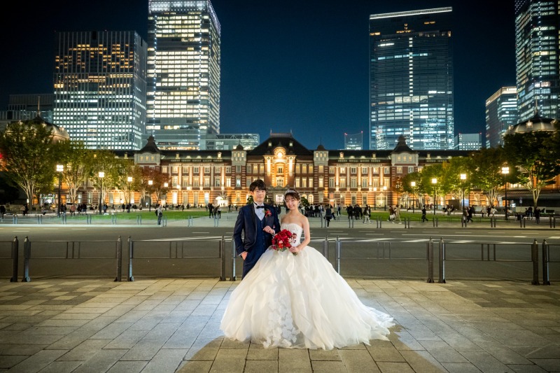 前撮りで東京駅周辺ロケーションを周遊！