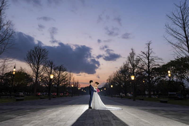日銀、東京駅周辺で昼も夜もたっぷり前撮り撮影を♪