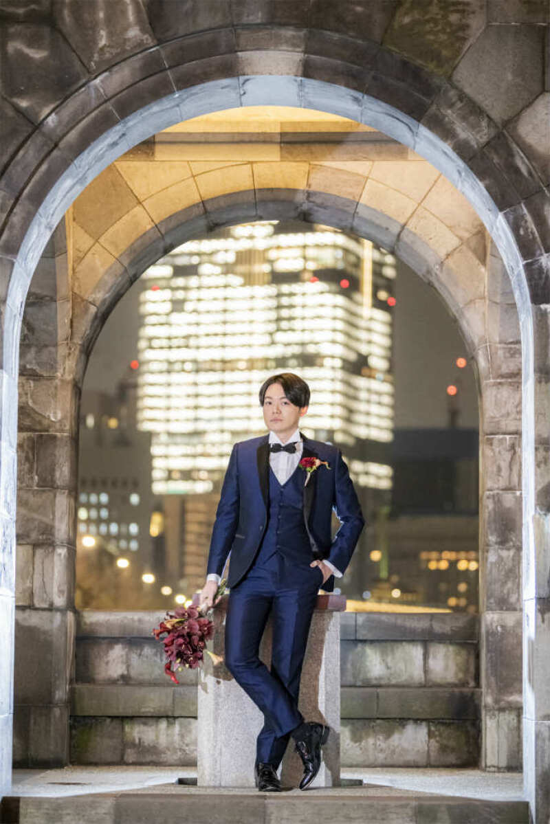 和田倉門でご新郎様のソロショット