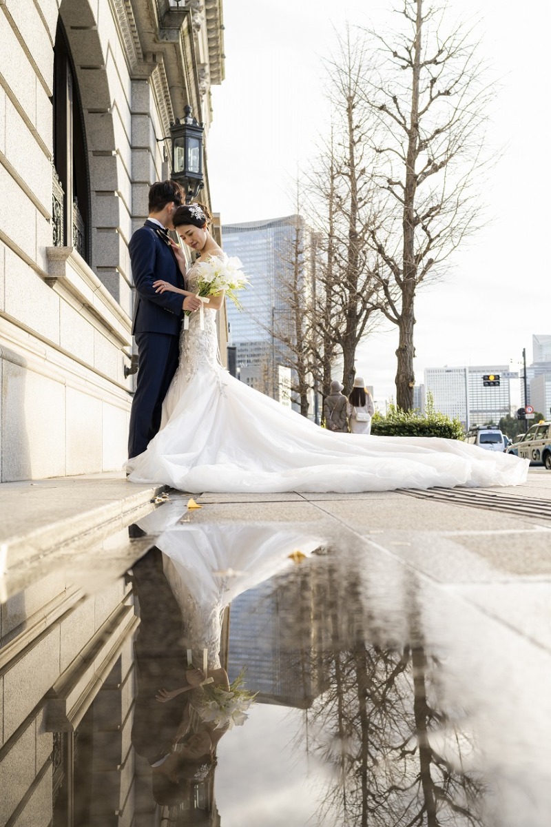 安田生命ビルで映り込みショットを☆