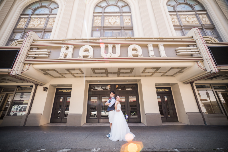 定番ショット！ハワイシアター前☆