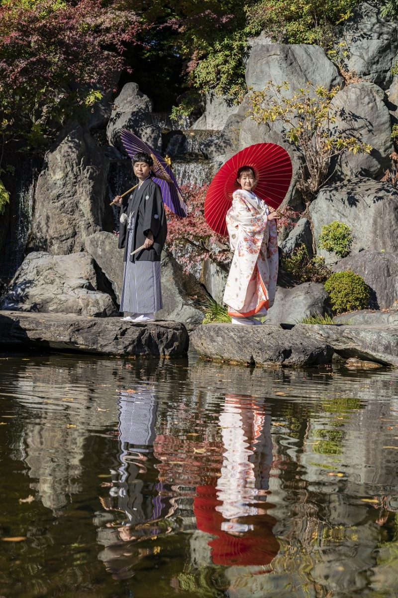水面に映える赤♪