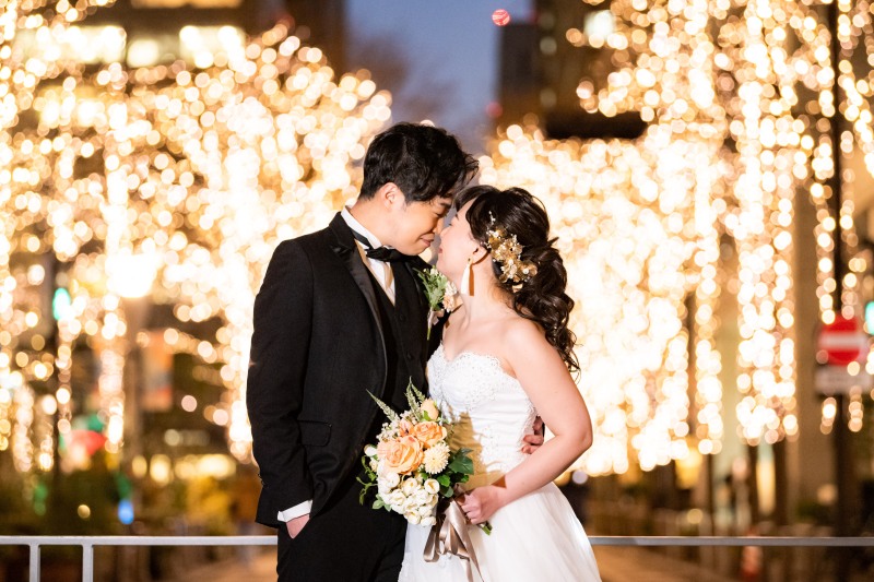 イルミネーションバックに