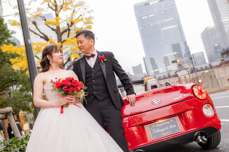 洋装へお着替えしてお車と♬