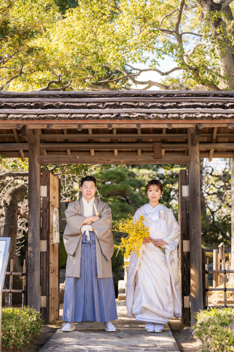 緑豊かな庭園でのフォトウエディング