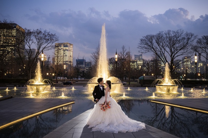 ライトアップされた和田倉噴水公園！