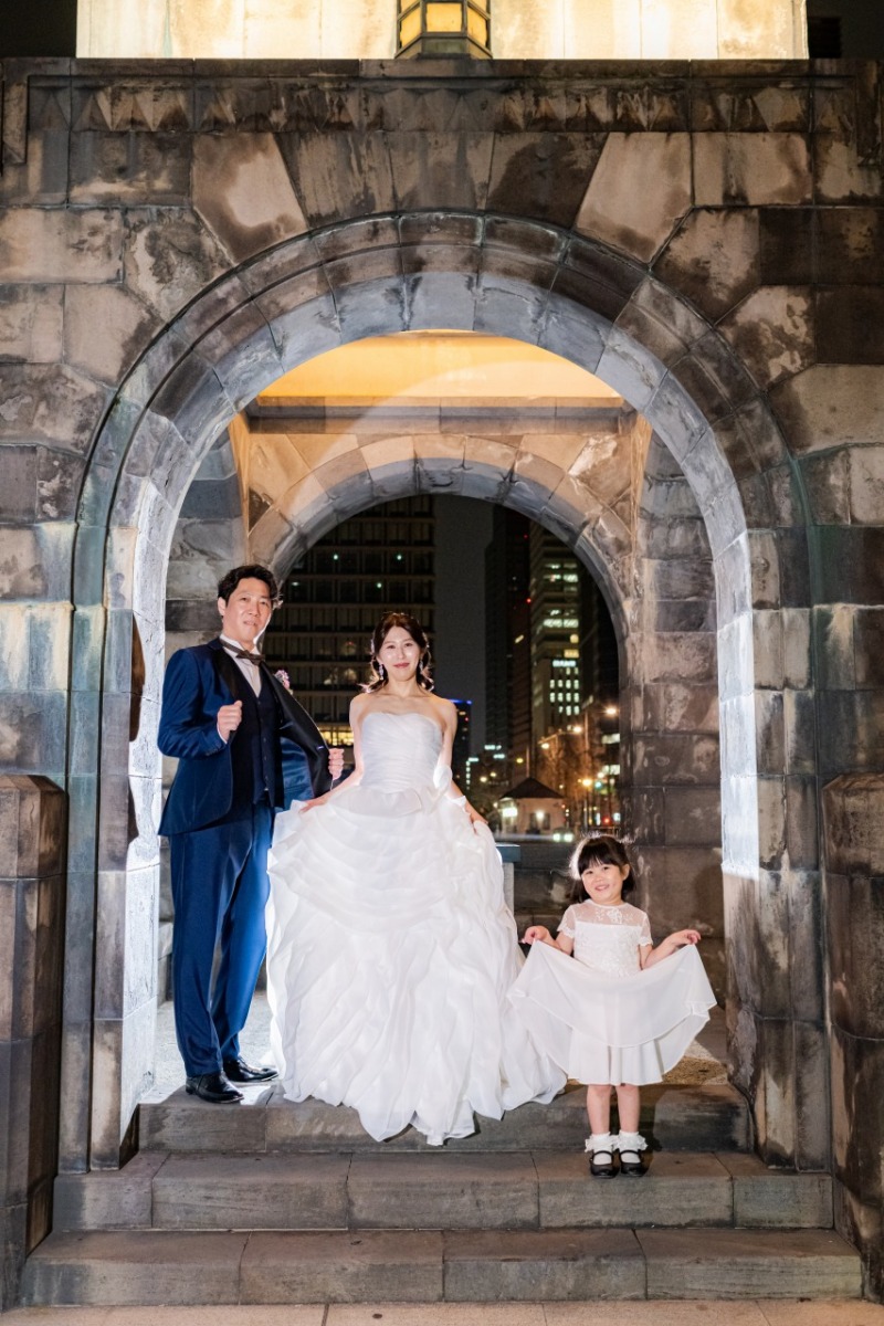 親子で広げるドレスが彩る記念の日