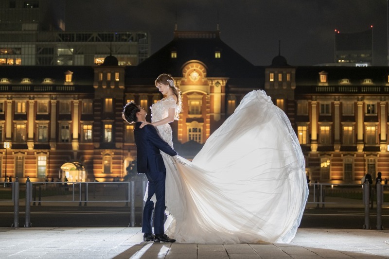 東京駅前で抱っこショット♪