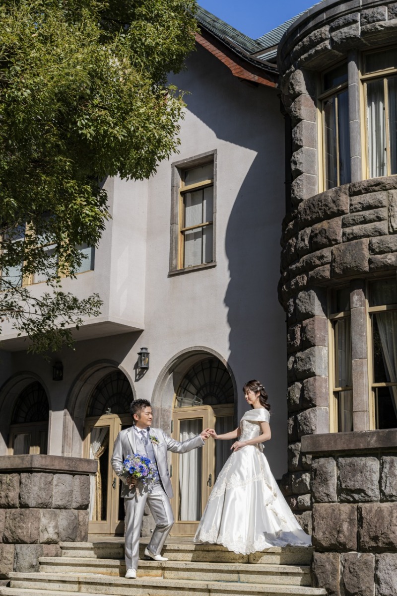 階段でエスコートショット