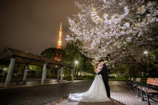 【フォト＆ムービープラン】満開の桜に包まれて巡る、春ウェディング