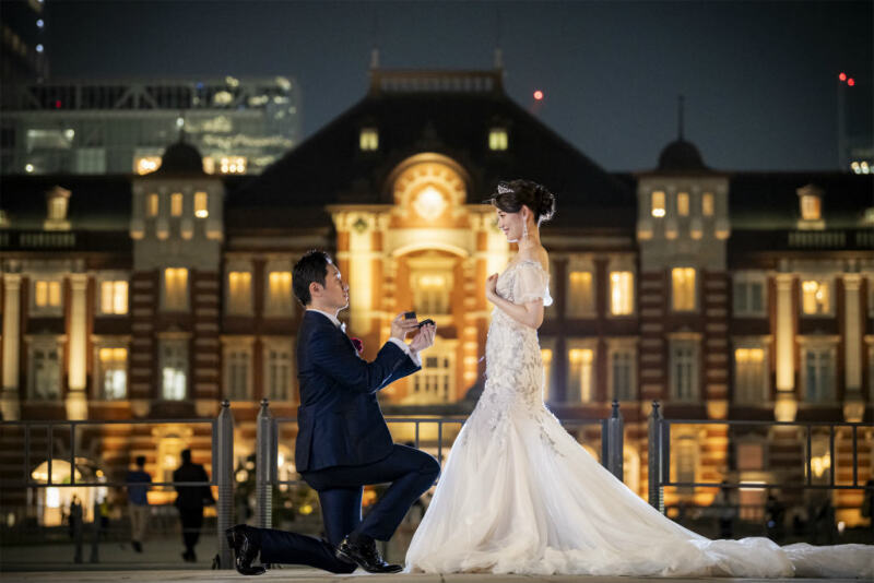 東京駅でもプロポーズショット！