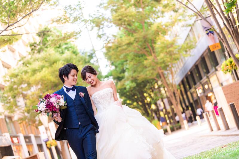 丸の内仲通りで歩きショット☆