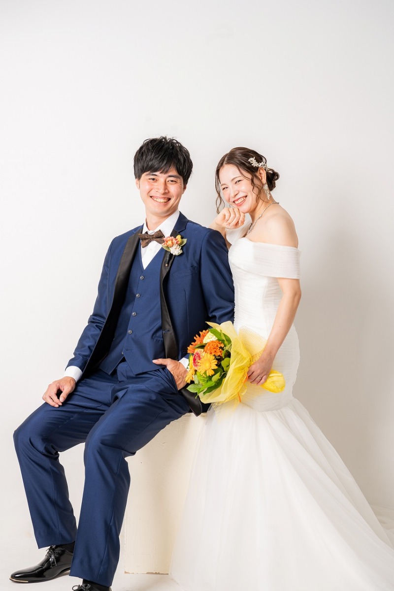 白背景で残す笑顔あふれるお写真