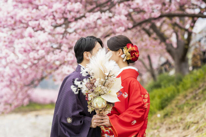 ブーケで隠して…♡