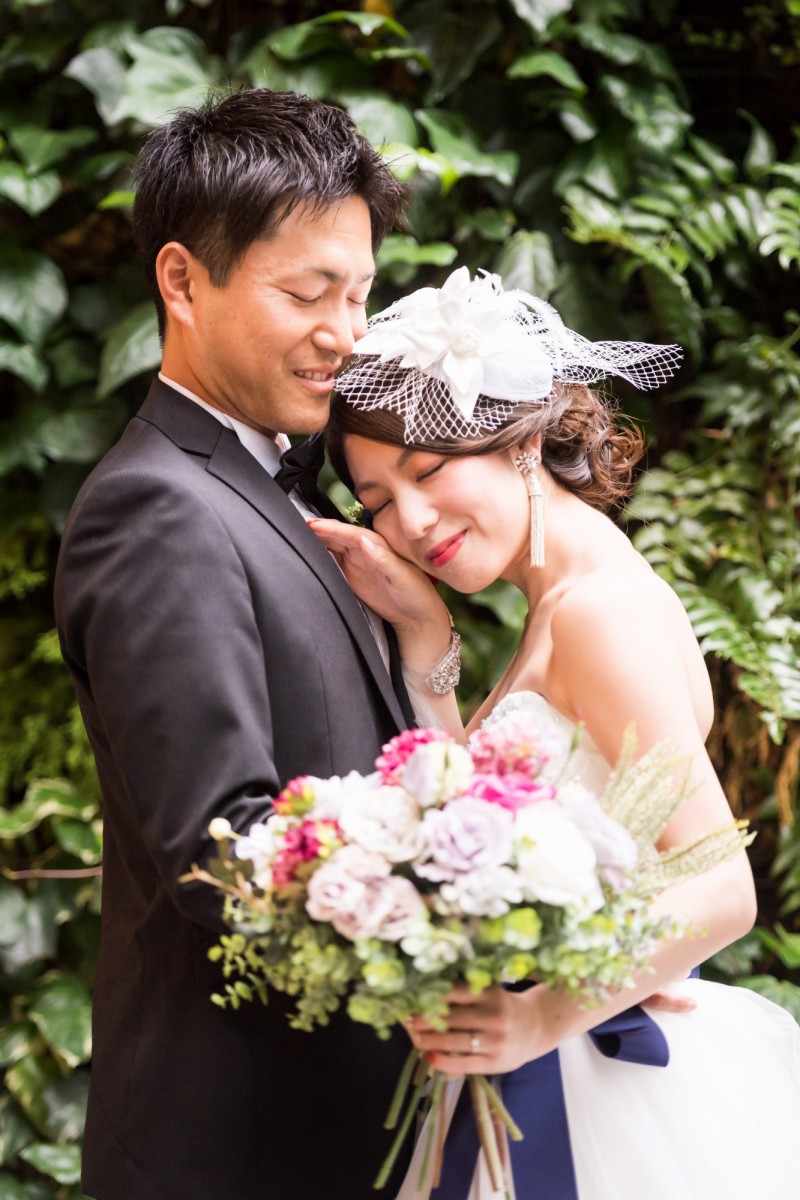 甘えたふうにポージング