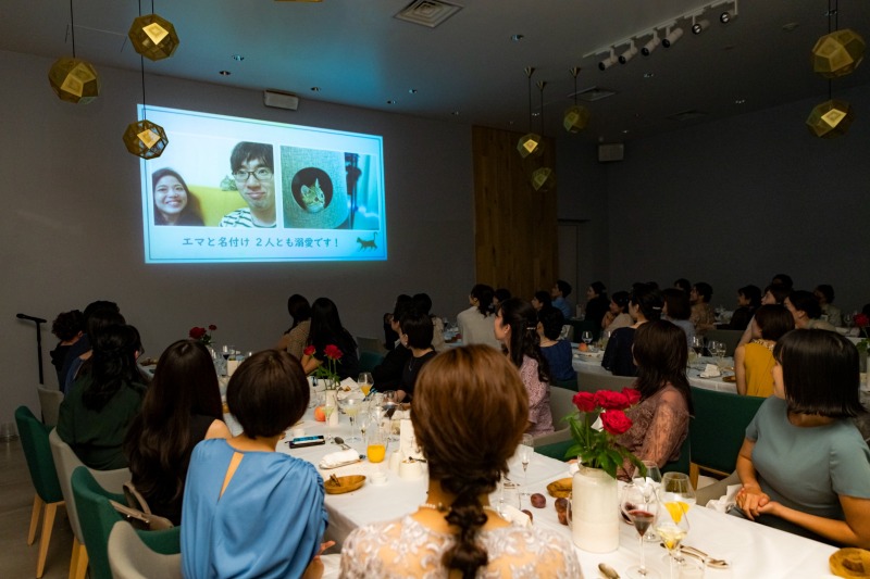 ムービーをご覧になる皆様を