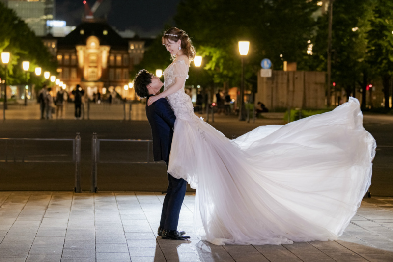 トレーンをなびかせて、抱っこショット！