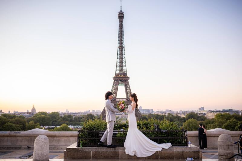 朝焼けとエッフェル塔♪