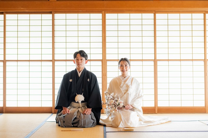 白無垢姿でお茶室から撮影スタート☆