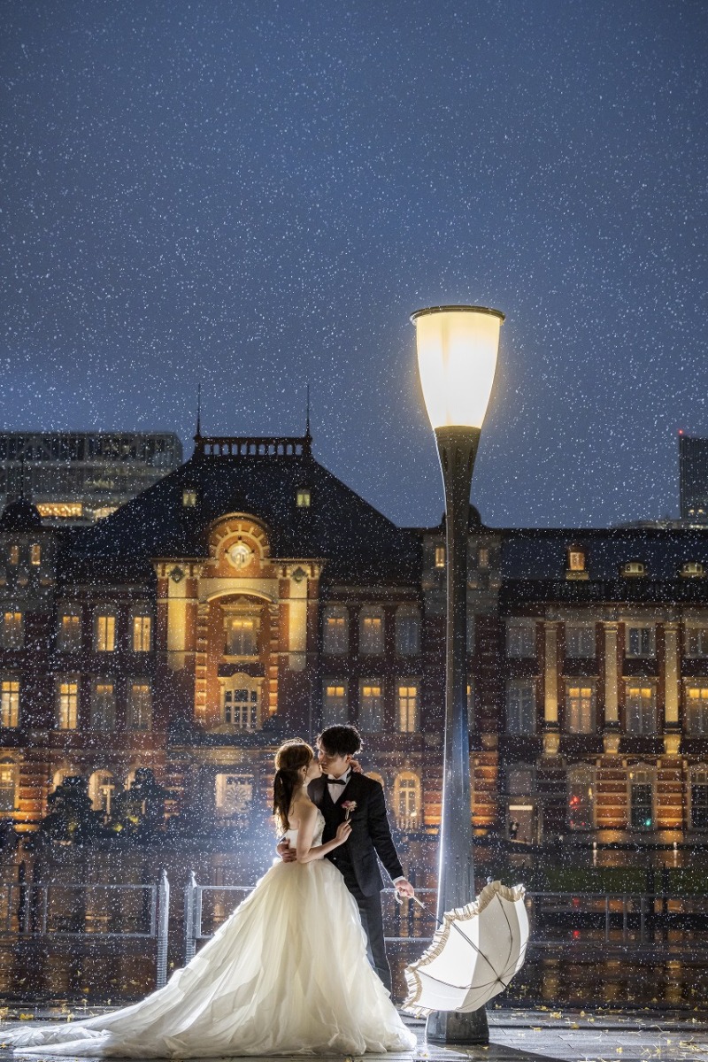 ふたりきりの東京駅