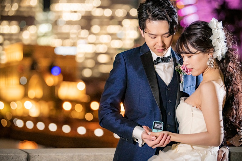 夜景に照らされるワンショット♪