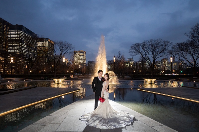 和田倉噴水公園で