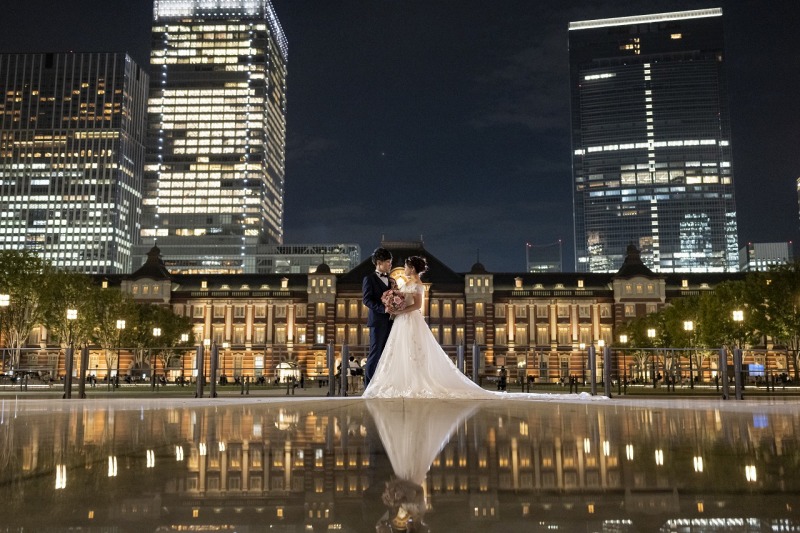 東京駅前で王道ショット！