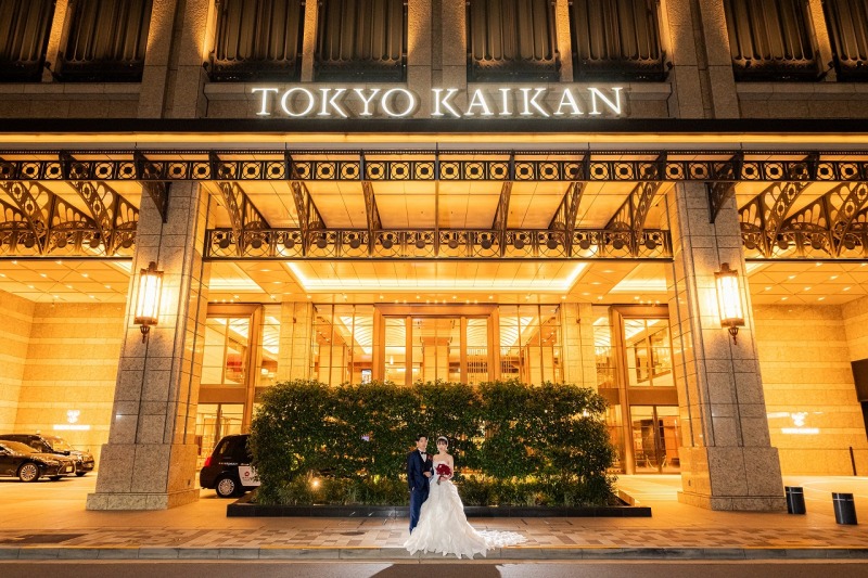 東京會舘前で残す華やかで迫力のあるナイトフォト♡