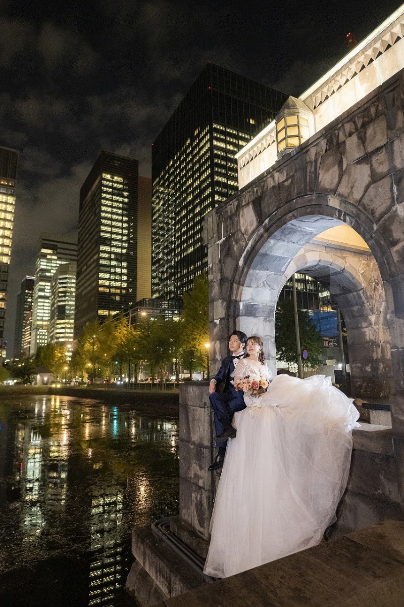 おふたりの式場様をバックに素敵に撮影♪