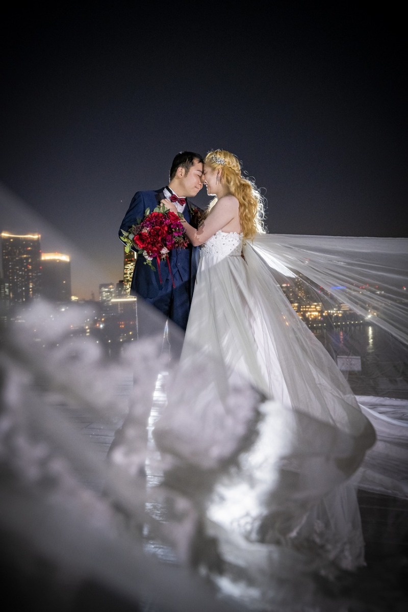 ヘアチェンジでエレガントなベールショット♡