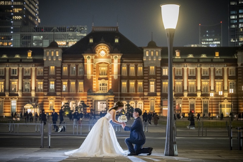 東京駅でプロポーズショット!