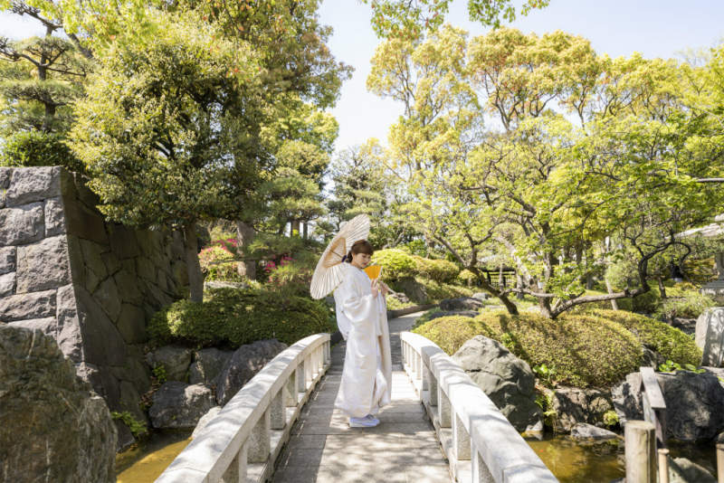 庭園から都会のロケーションまで!和装、洋装満喫前撮り撮影♪