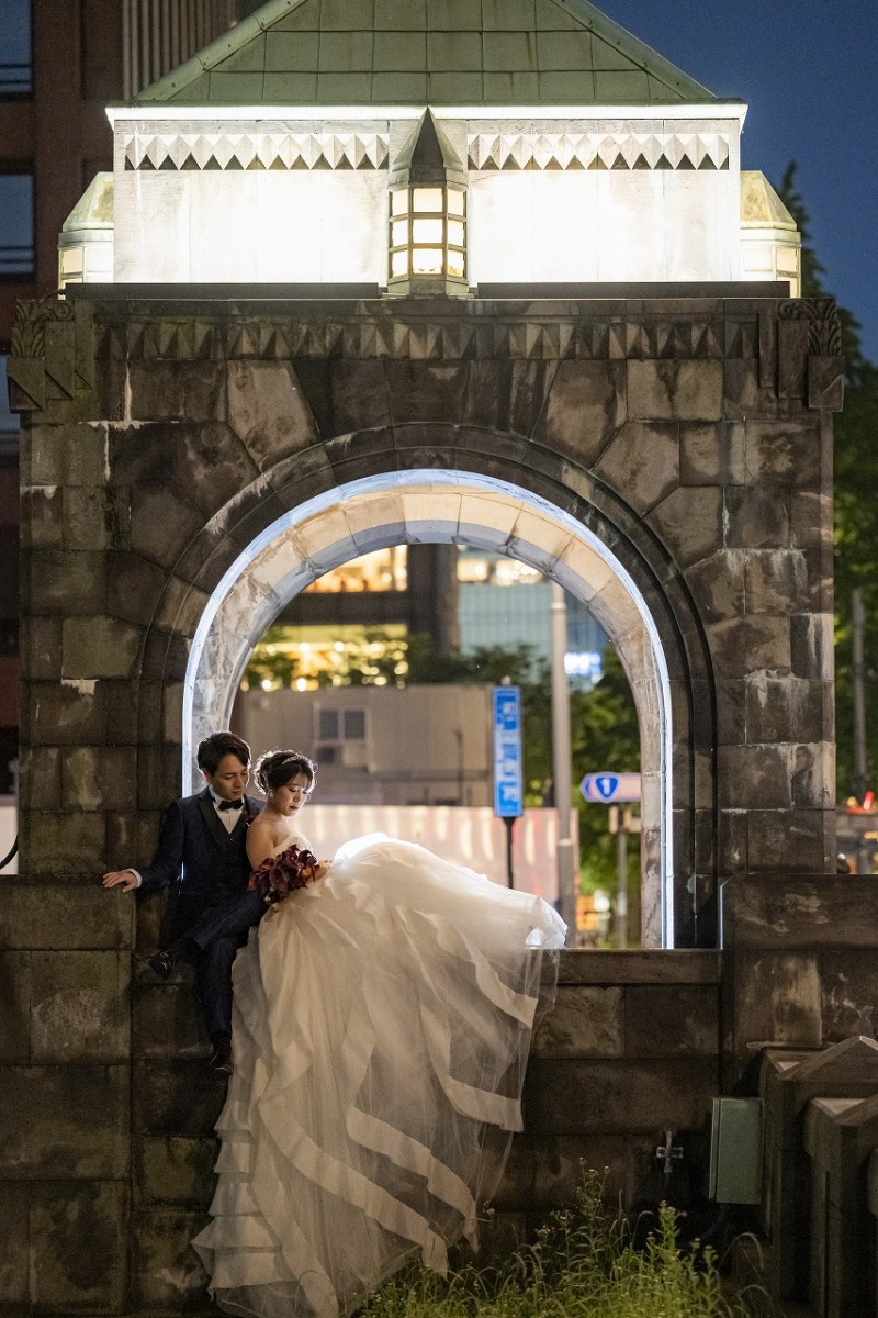 和田倉門からドレスが流れる一枚を