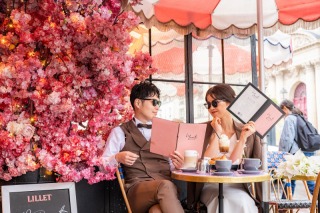 Parisの可愛いカフェでおしゃれな前撮りが叶いました♪