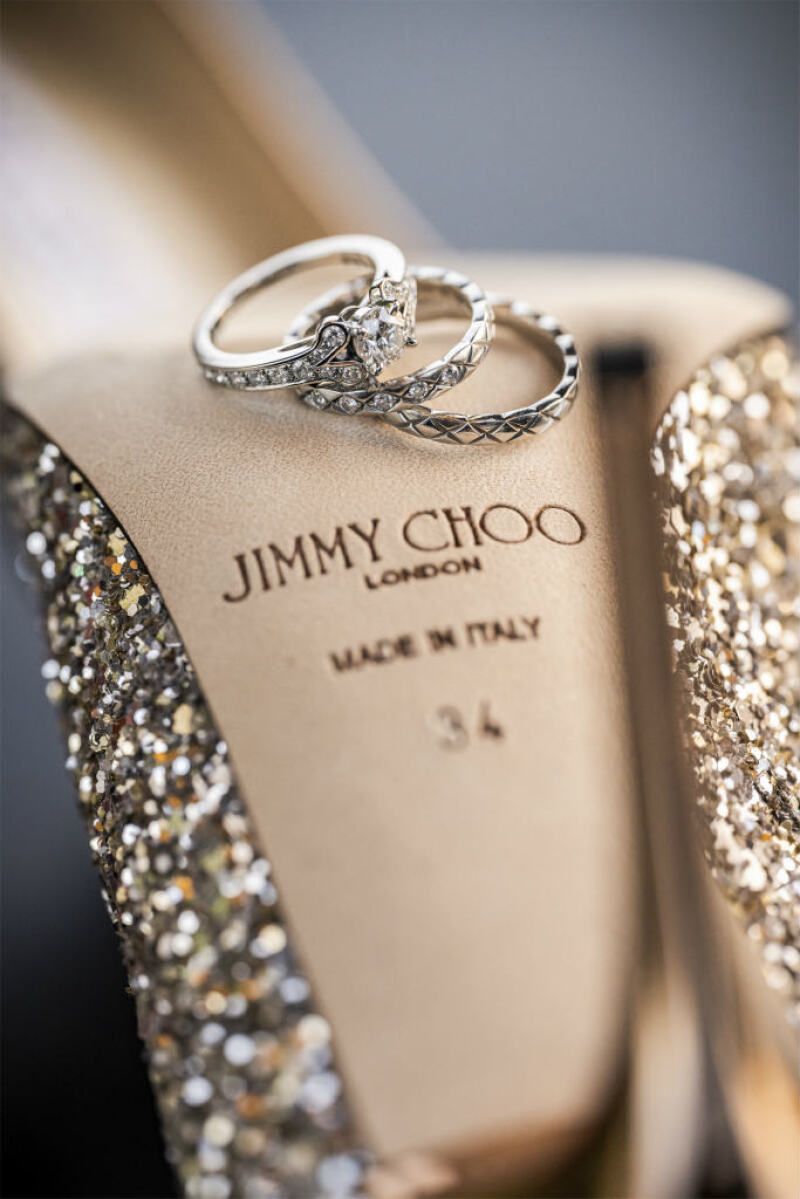 リングとピンヒールのお小物ショット