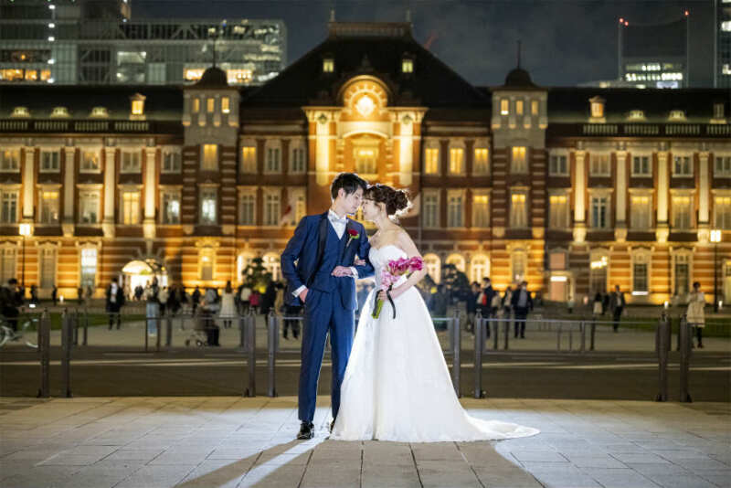 東京駅でおでここつんとセンターショット☆