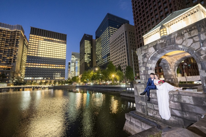 和田倉門まえで