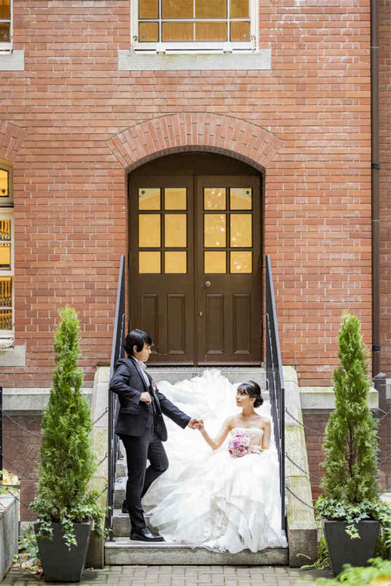 三菱一号館からスタート!