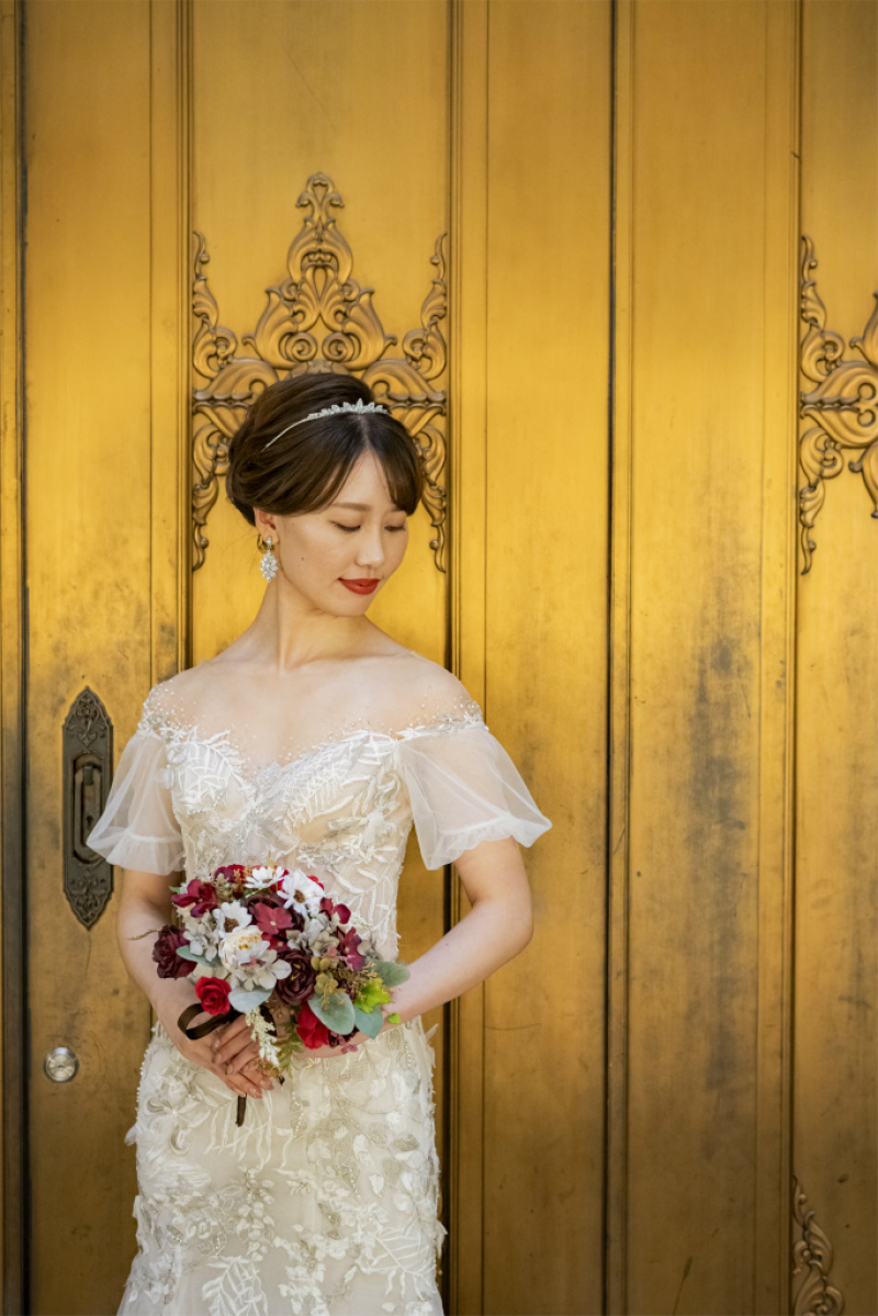 目線外しショット