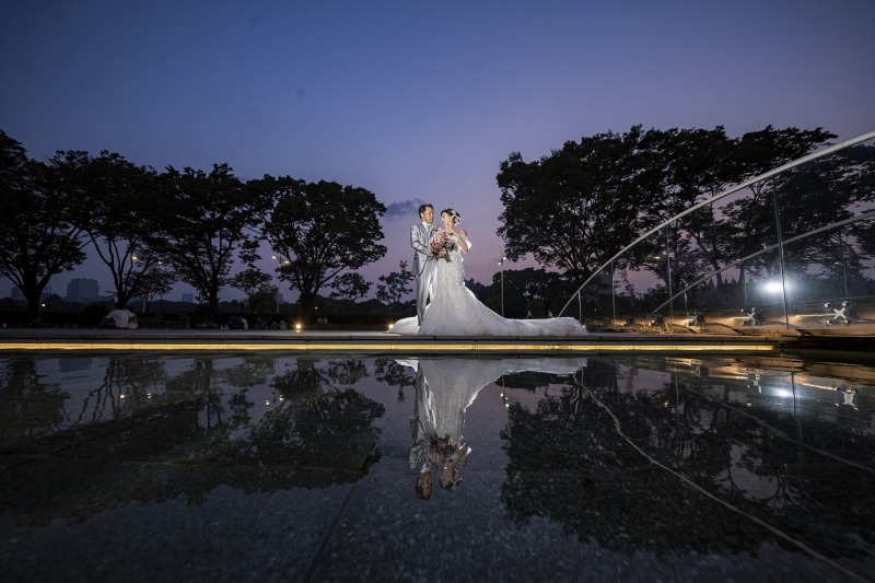 おふたりをより一層輝かせるトワイライトショット