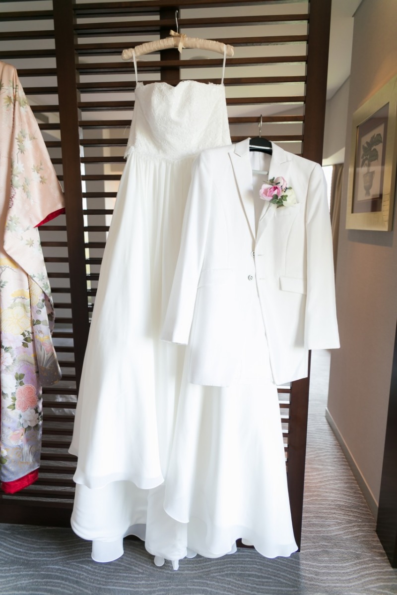 ドレス&タキシード