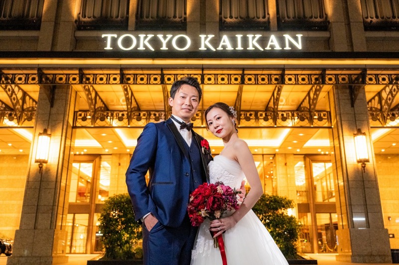 東京會舘の灯りに包まれるナイトフォト