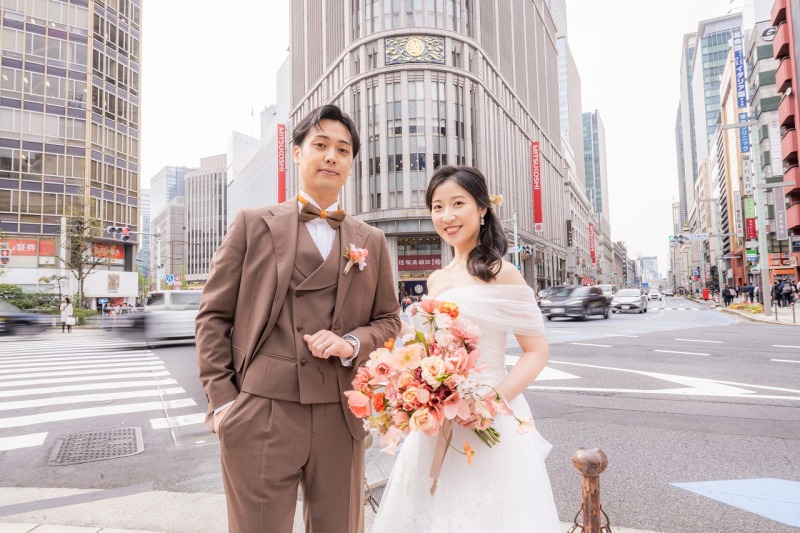 重厚感のある日本橋をバックに王道ショット♡