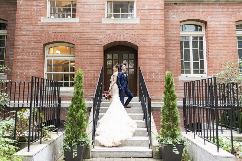 三菱一号館で階段ショット☆