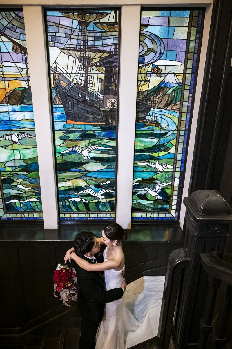 美しいステンドグラス前☆