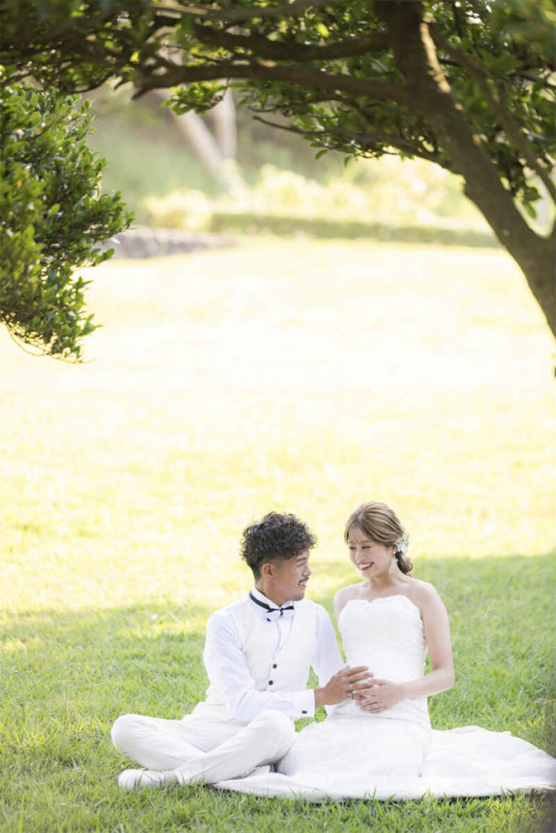 綺麗な芝生の上で…